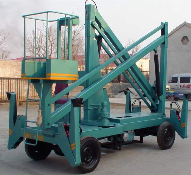 車托曲臂式升降平臺(tái)  車托曲臂式升降平臺(tái)